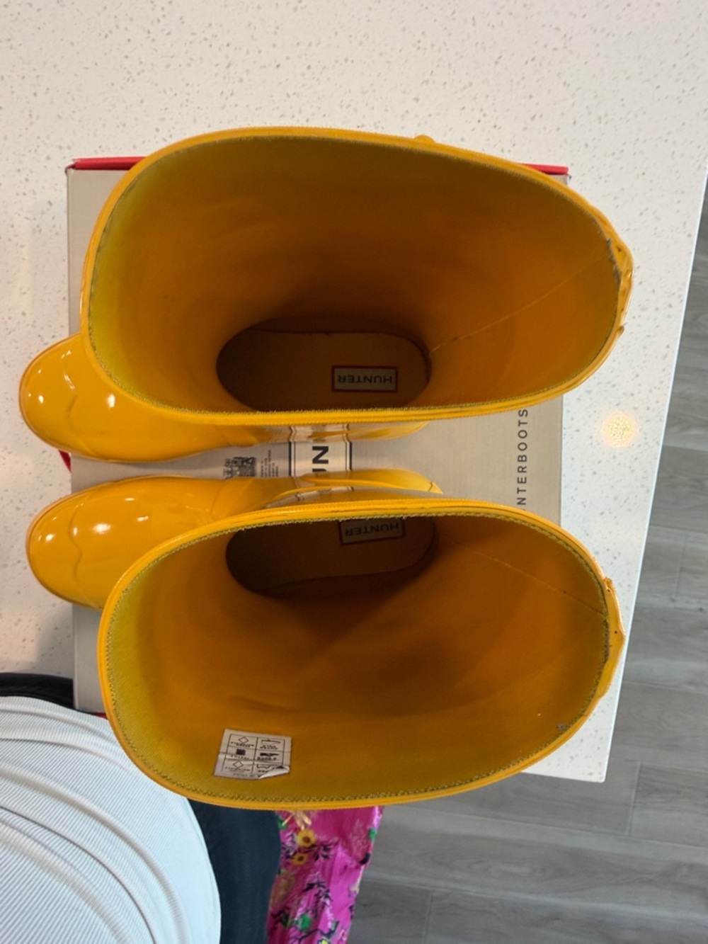 Hunter Gloss Yellow Tall Waterproof Rain Boots - Picture 4 of 7